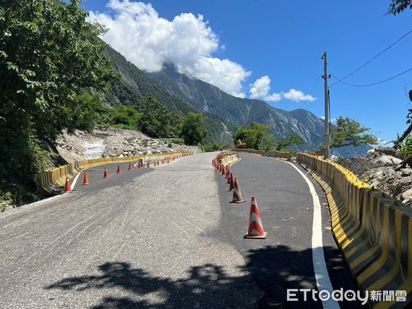 ▲▼蘇花崇德路段將辦理橋梁改建施工，自7月7日至9月30日原橋道路封閉，改道行駛兩側臨時便道。（圖／公路局提供，下同）