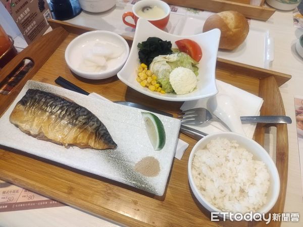 ▲研究數據顯示，呈現抗發炎飲食對死亡率的影響。（圖／記者游瓊華翻攝）