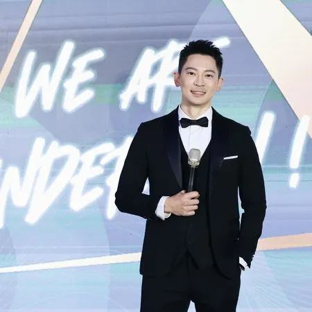 ▲王顯瑜播報新聞時，針對黃國昌發言做出評論。（圖／翻攝自YT）