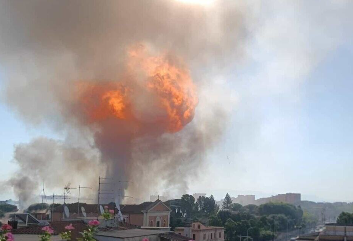 羅馬大爆炸！加油站「炸出火球」現場畫面曝　多人受傷