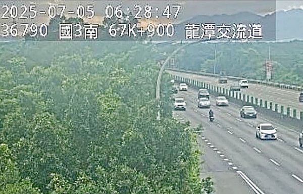 ▲沈姓男子今天清晨騎乘白牌機車從國三南向70K處逆向狂飆。（圖／國道六隊提供）