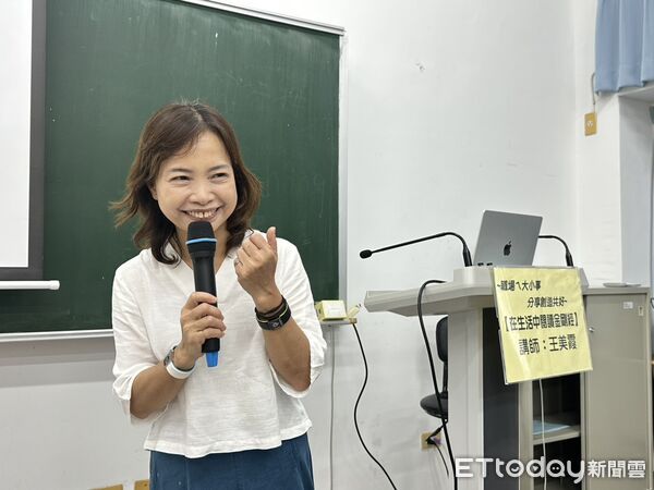 ▲台南勞工局長王鑫基，持續推動知性課程，打造溪北地區藝文學習的新據點。（圖／記者林東良翻攝，下同）