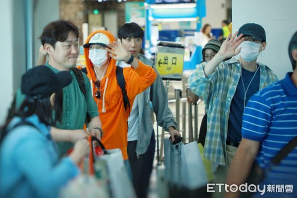▲▼ SJ-D&E抵台卻因颱風演出取消。（圖／讀者提供）