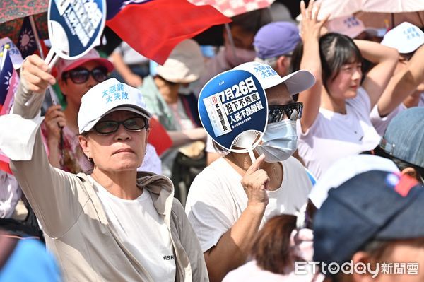 ▲▼國民黨台北市黨部7/5反惡罷大型宣講活動。（圖／記者李毓康攝）