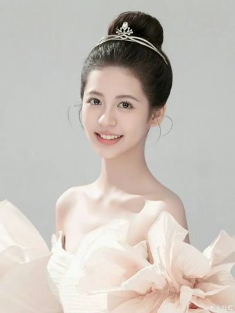 ▲翁虹與老公劉冠廷聚少離多。（圖／翻攝小紅書）