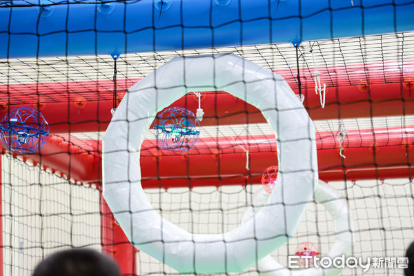 ▲▼  2025無人機體驗營熱鬧展開，小小飛手齊聚亞創中心  。（圖／嘉義縣政府提供）