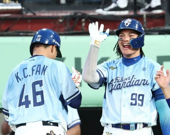 ▲▼  張育成           。（圖／樂天桃猿提供）