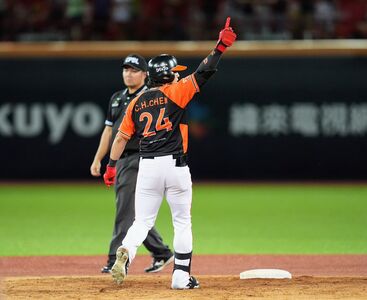 林佳緯勝打、陳傑憲補刀　統一獅延長賽4比2剋龍餅總說幸運