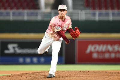 甩肩膀向阿公自薦登板　「大谷德龍」笑稱「投一休半季」今守一壘
