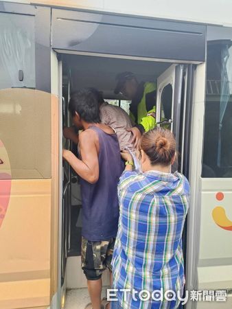 ▲丹娜絲颱風影響，屏東縣政府預防性撤離110人民眾。（圖／屏東縣政府提供）