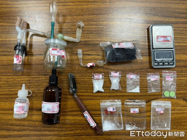 ▲陳姓男子因闖紅燈遭攔查，舉止異常引起警方懷疑，進一步搜索起獲大量毒品。（圖／記者林東良翻攝，下同）