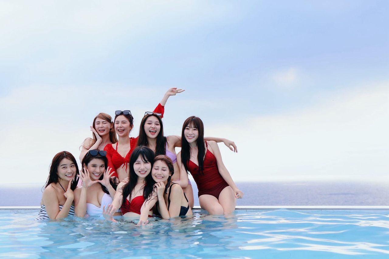 ▲▼啦啦隊女孩。（圖／翻攝自Facebook／琳妲-林羿禎）