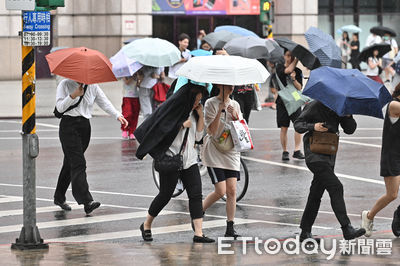 台中雨量創第7高 「準白鹿」颱風助攻西南風「周末豪雨變強」