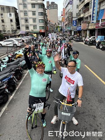 ▲立委陳亭妃原定赴新北罷區應援，颱風來襲緊急回防台南坐鎮災防應變。（記者林東良翻攝，下同）