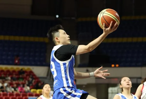 ▲中華女籃彭詩晴、庫克斯，總教練歐森。（圖／籃協提供）