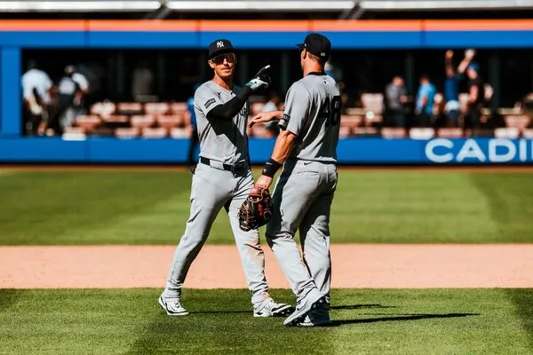 ▲貝林傑（Cody Bellinger）上演關鍵美技。（圖／達志影像／美聯社）