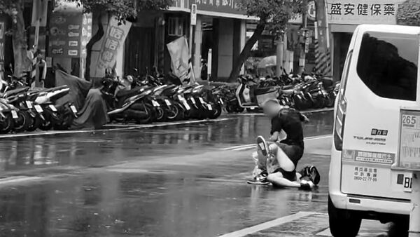 ▲土城姊妹遭砍雙亡，姊夫犯案過程曝光。（圖／翻攝網路，下同）