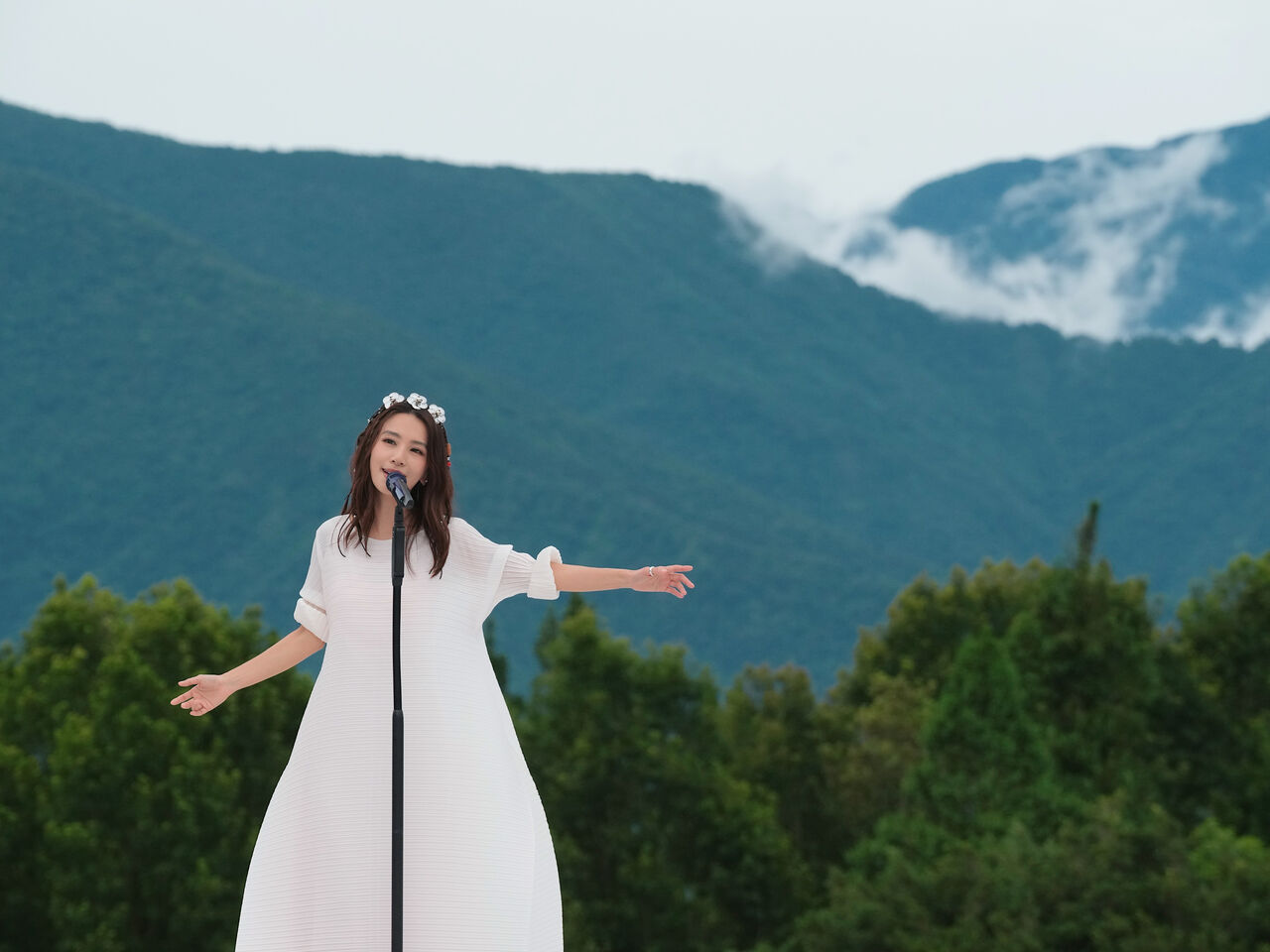 ▲▼田馥甄「田調」Live in Life野地小巡演埔里最終站。（圖／何樂音樂提供）