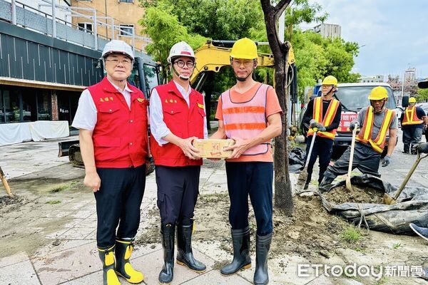 ▲▼丹娜絲重創嘉義！陳其邁下令市府啟動支援　出動24車50人救災。（圖／記者賴文萱翻攝）