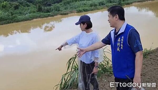 ▲▼高雄大樹光電板吃掉山林！風災後山壁崩塌變黃河，現場慘況曝光。（圖／記者賴文萱翻攝）
