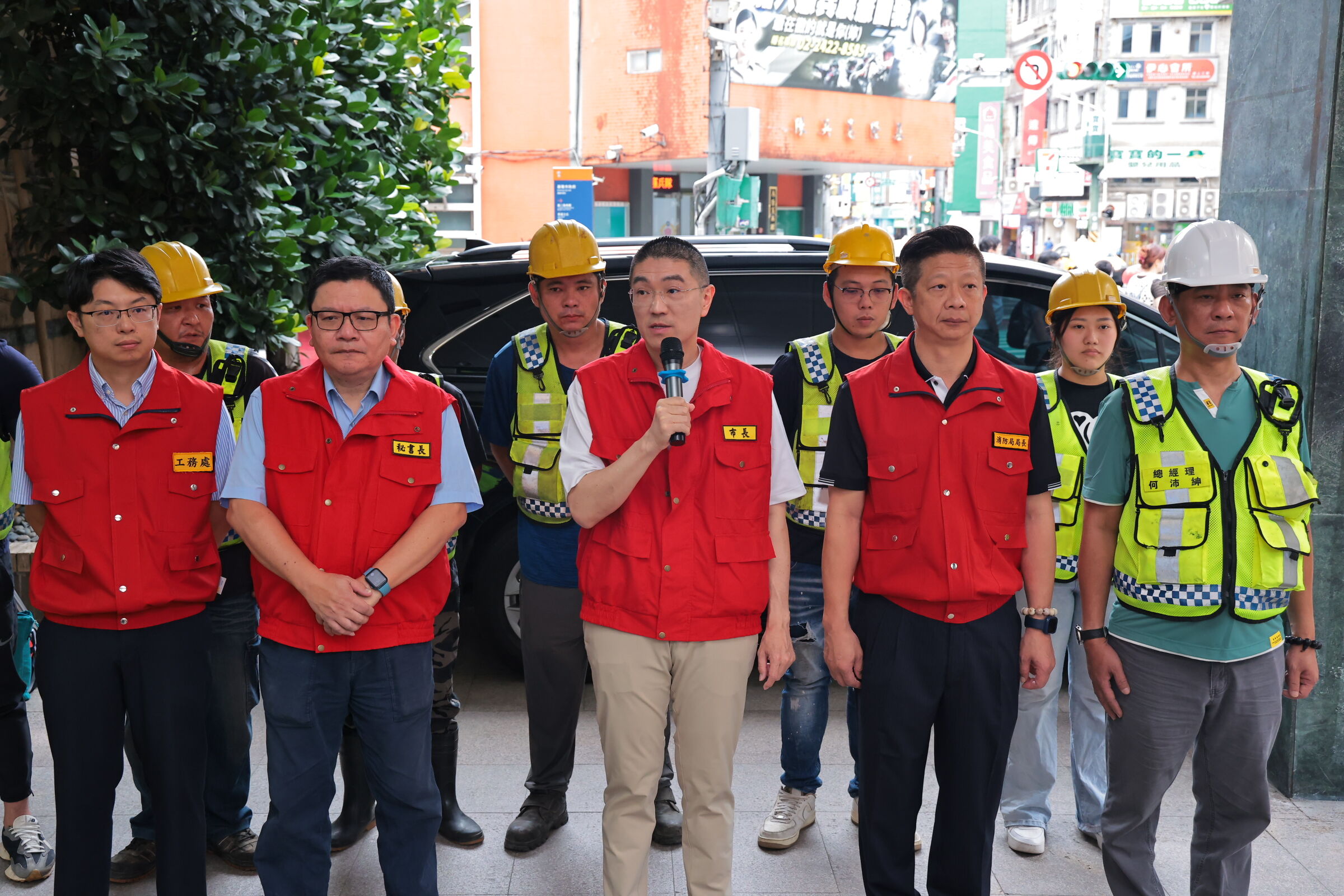 ▲基隆跨區支援機具團隊南下救災。（圖／記者郭世賢翻攝）