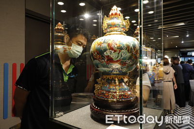 《景泰百寶 作賦東森》特展！2大當代藝壇巨擘　景泰藍與水墨珍品在台首亮相