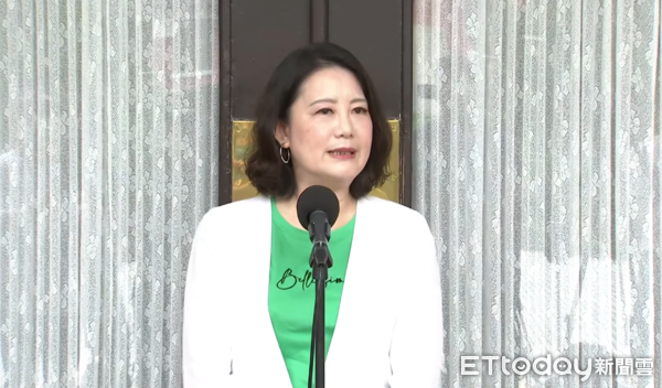 ▲▼民進黨立委吳思瑤受訪。（圖／攝影中心攝）