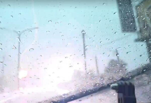 ▲彰化雷電劈中電杆起火爆炸。（圖／民眾提供）