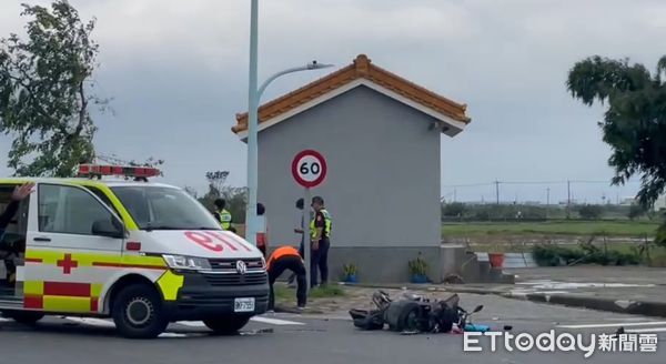 ▲王姓女騎士當場遭撞飛身亡，警消到場後並未送醫。（圖／民眾提供）