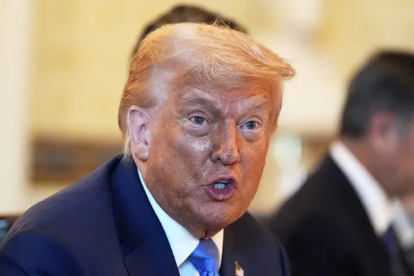 ▲美國總統川普向各國實施對等關稅政策。（圖／達志影像／美聯社）