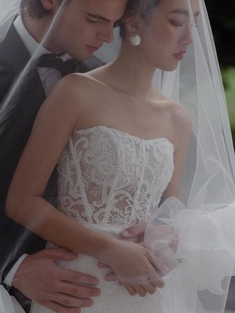 ▲▼《流星花園》蔡岳勳20歲女兒要結婚了！婚紗照復刻爸媽。（圖／翻攝自IG）
