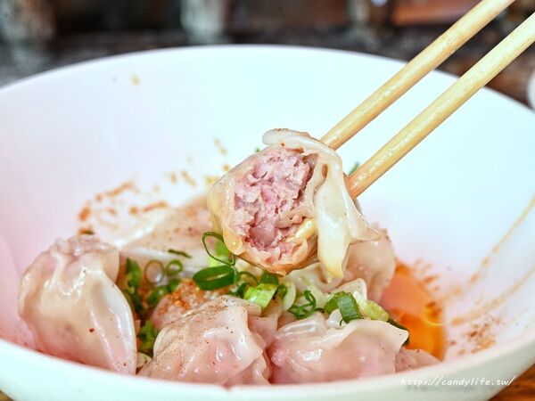 ▲▼功夫上海手工魚丸。（圖／部落客糖糖`s 享食生活授權提供）