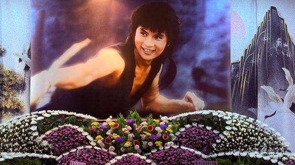 ▲鄭進一出席李小飛告別式。（圖／李翔提供）
