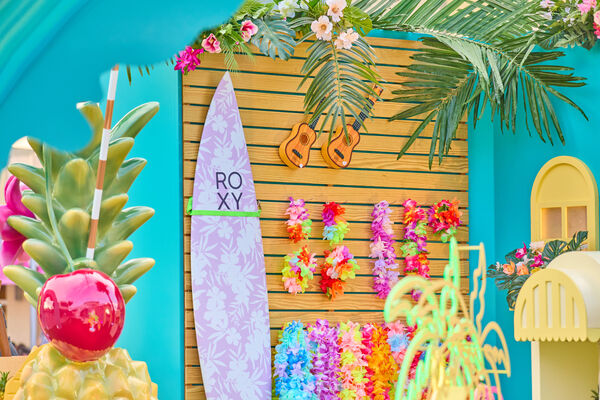 ▲華泰名品城夏日造景。（圖／業者提供）