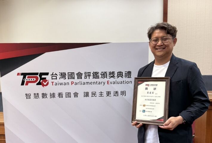 不斷更新／台東投票率預估4成！黃建賓喊：心情好、睡得好