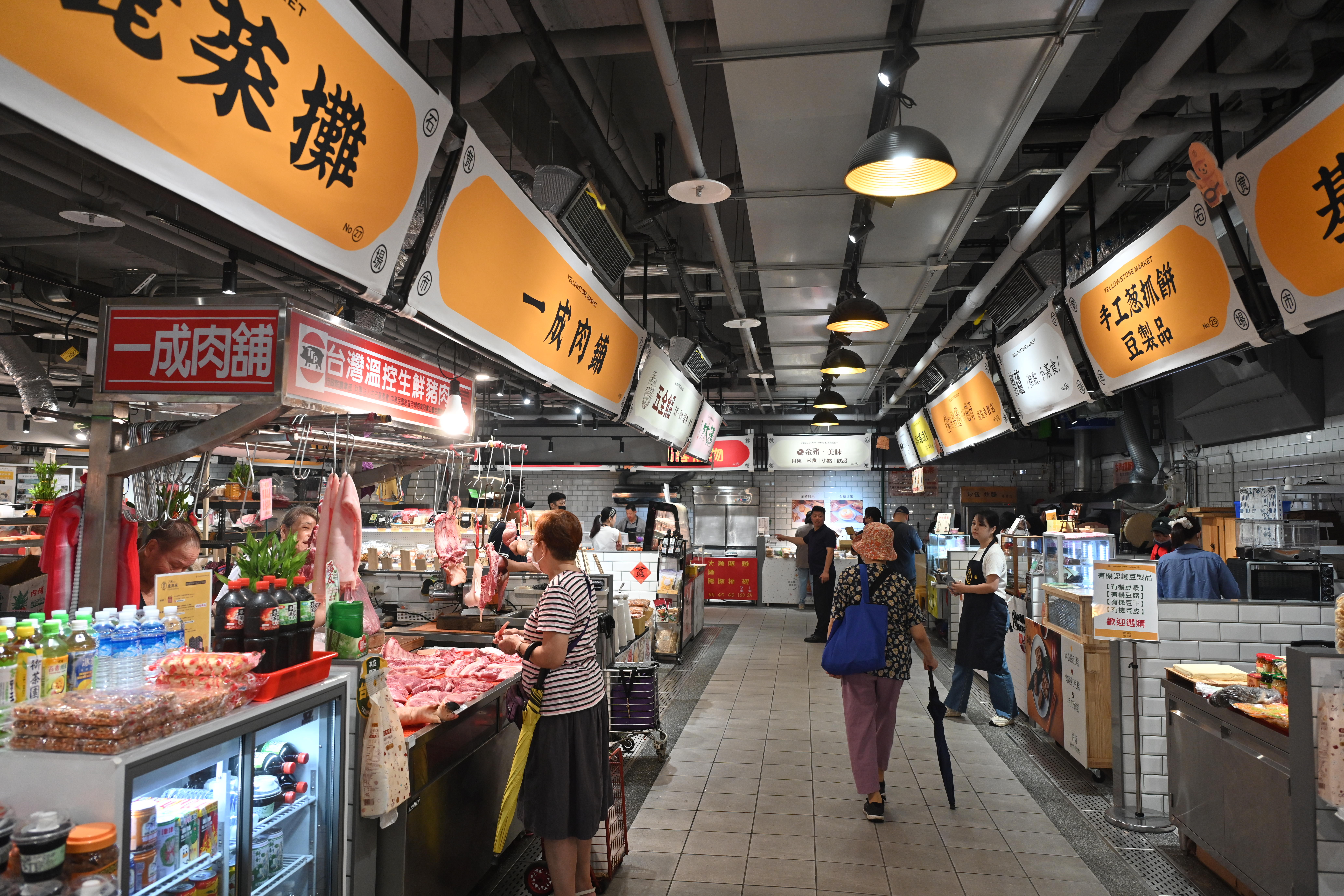 ▲板橋黃石市場華麗轉身 侯友宜盼帶動地方經濟。（圖／新北市市場處提供）