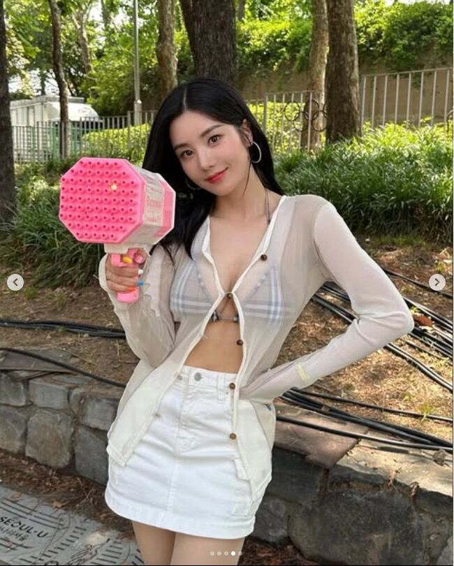 ▲▼水彈女神權恩妃。（圖／翻攝IG／kwoneunbi）