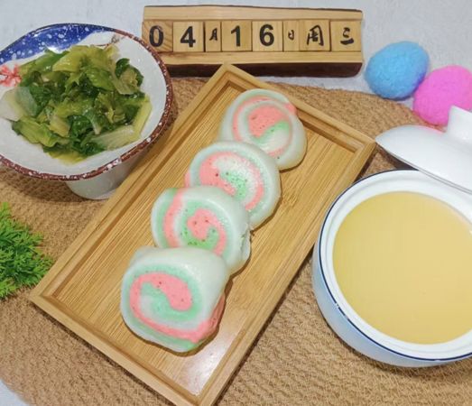 ▲▼影片曝光！陸幼兒園「彩繪顏料」做點心　害233名幼童鉛中毒。（圖／翻攝微博）