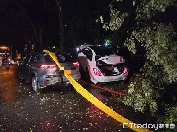 信義區離奇車禍。（圖／記者黃彥傑翻攝）
