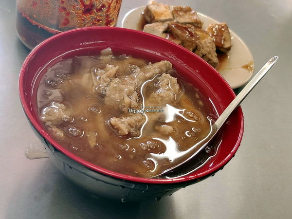 ▲▼李家老店（肉羹.魚丸米粉）。（圖／部落客WISELY&rsquo;s 拍拍照寫寫字授權提供）