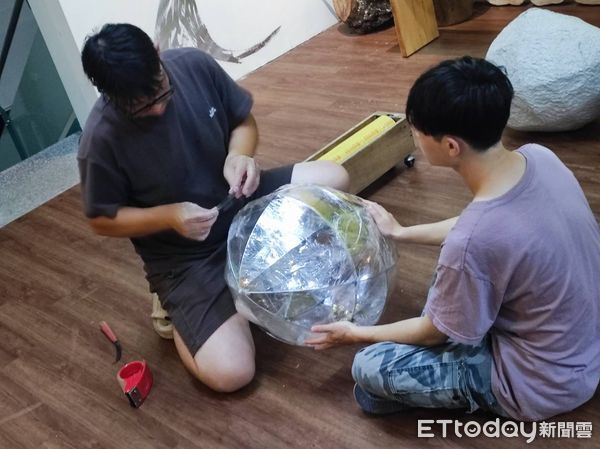 ▲「我推的芒果！」農業藝術市集將於7/12–13在噍吧哖事件紀念園區登場，農友化身藝術創作者展現地方創意。（記者林東良攝，下同）