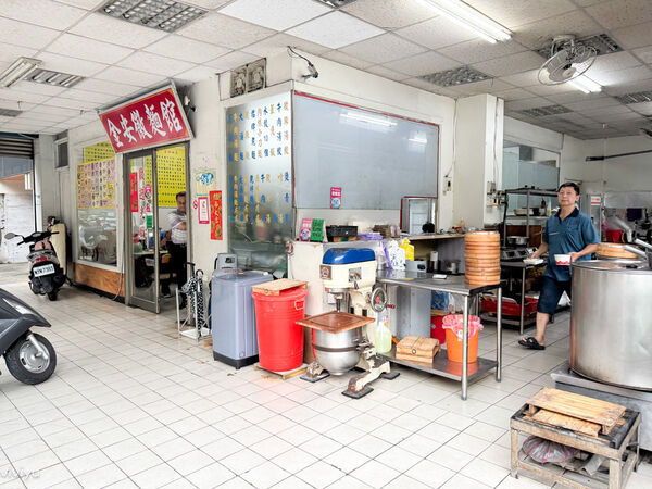 ▲▼金安徽麵館。（圖／部落客VIVIYU小世界授權提供）