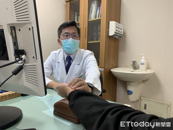 ▲楊成湛醫師表示，妥瑞氏症是一種好發於兒童的神經系統疾病，約九成病童在10歲前發病，男孩比例高於女孩。（圖／門諾醫院提供，下同）