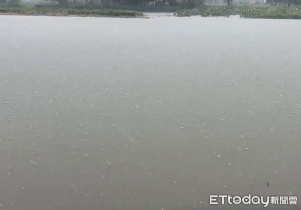 ▲彰化二林鎮及溪州鄉淹水成災。（圖／民眾提供）