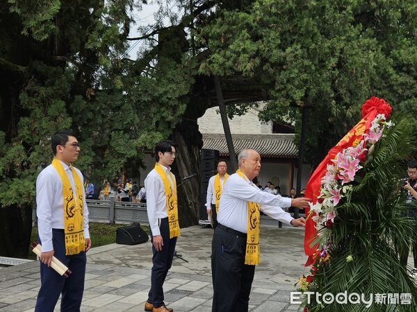 ▲▼大陸國台辦副主任趙世通、海基會前董事長林中森、兩岸同胞黃帝陵大祭祖活動。（圖／記者陳冠宇攝）