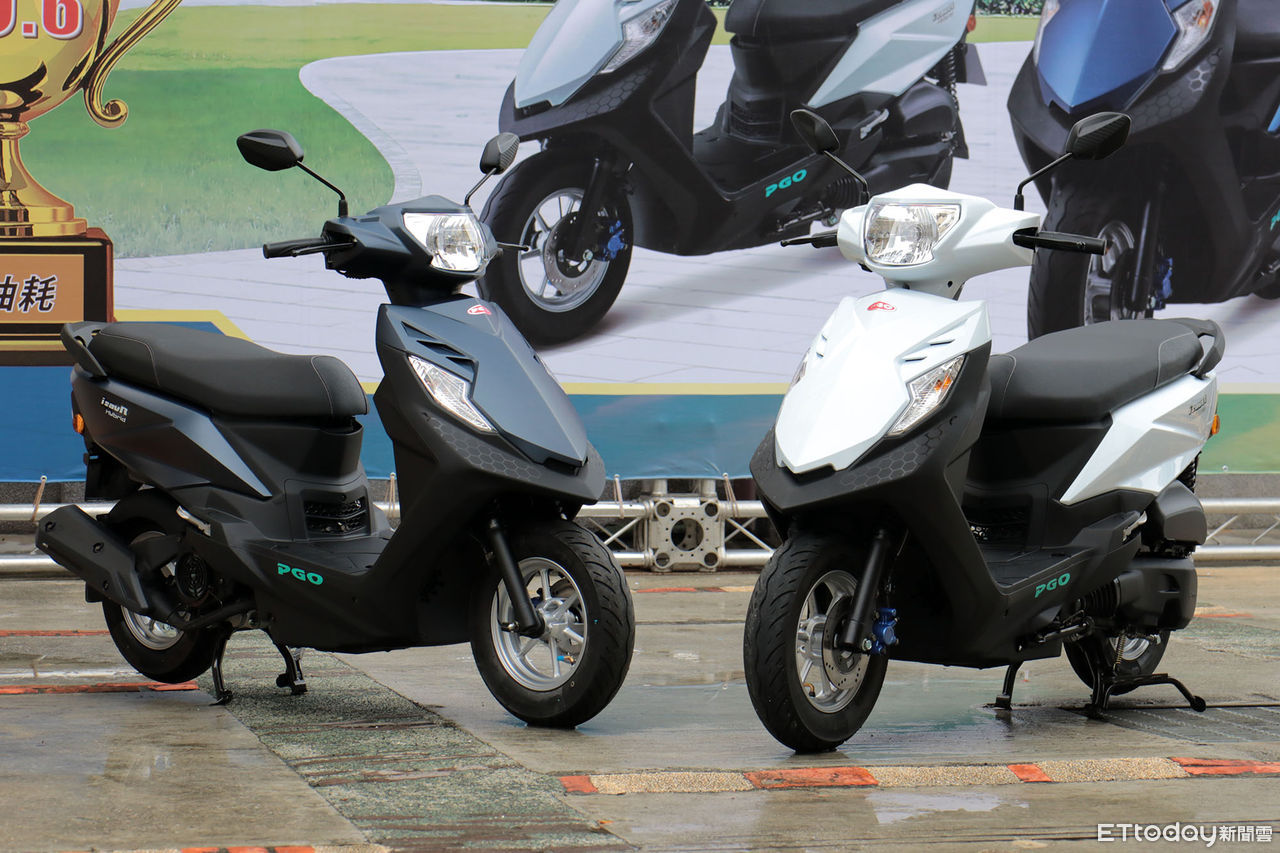 ▲最低7萬入手！台灣首款「真油電動力125機車」開賣　1公升跑65.5KM。（圖／記者張慶輝攝）