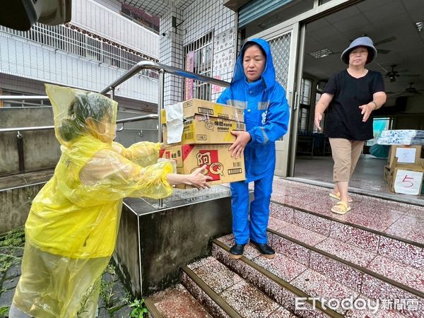 ▲▼竹山鎮公所啟動一級開設並執行預防性撤離。（圖／竹山鎮公所提供）