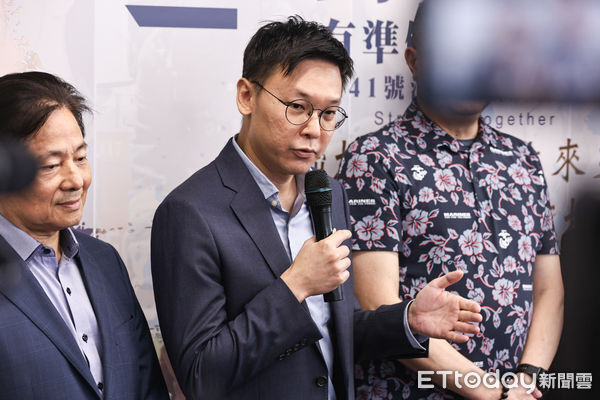 ▲「國家團結月」防空疏散避難模擬演練，國安會副秘書長林飛帆受訪。（圖／記者林敬旻攝）