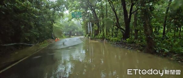 ▲豪雨成災，愛心物質送偏鄉。（圖／恆基提供）
