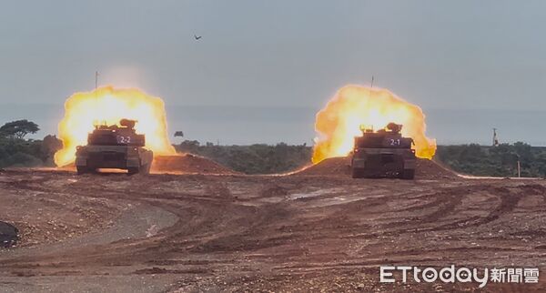 ▲M1A2T戰車10日上午在新竹坑子口訓場進行實彈射擊。（圖／記者蘇晏男攝）